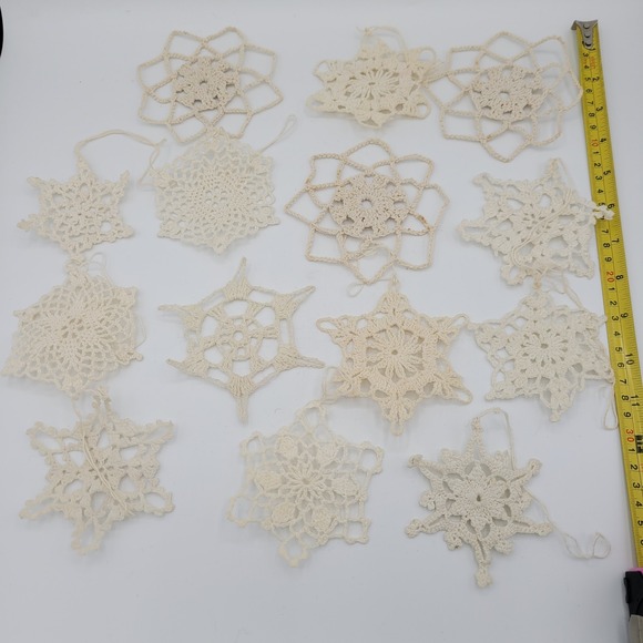 Lot Of 14 VTG Crocheted Doily Snowflake Starched Christmas Ornaments Grandma - Picture 1 of 6